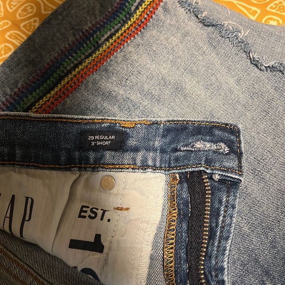 GAP DENIM Rainbow Cutoff 3" Jeans Womens Shorts Size 29R Medium Wash Midrise - Picture 5 of 6